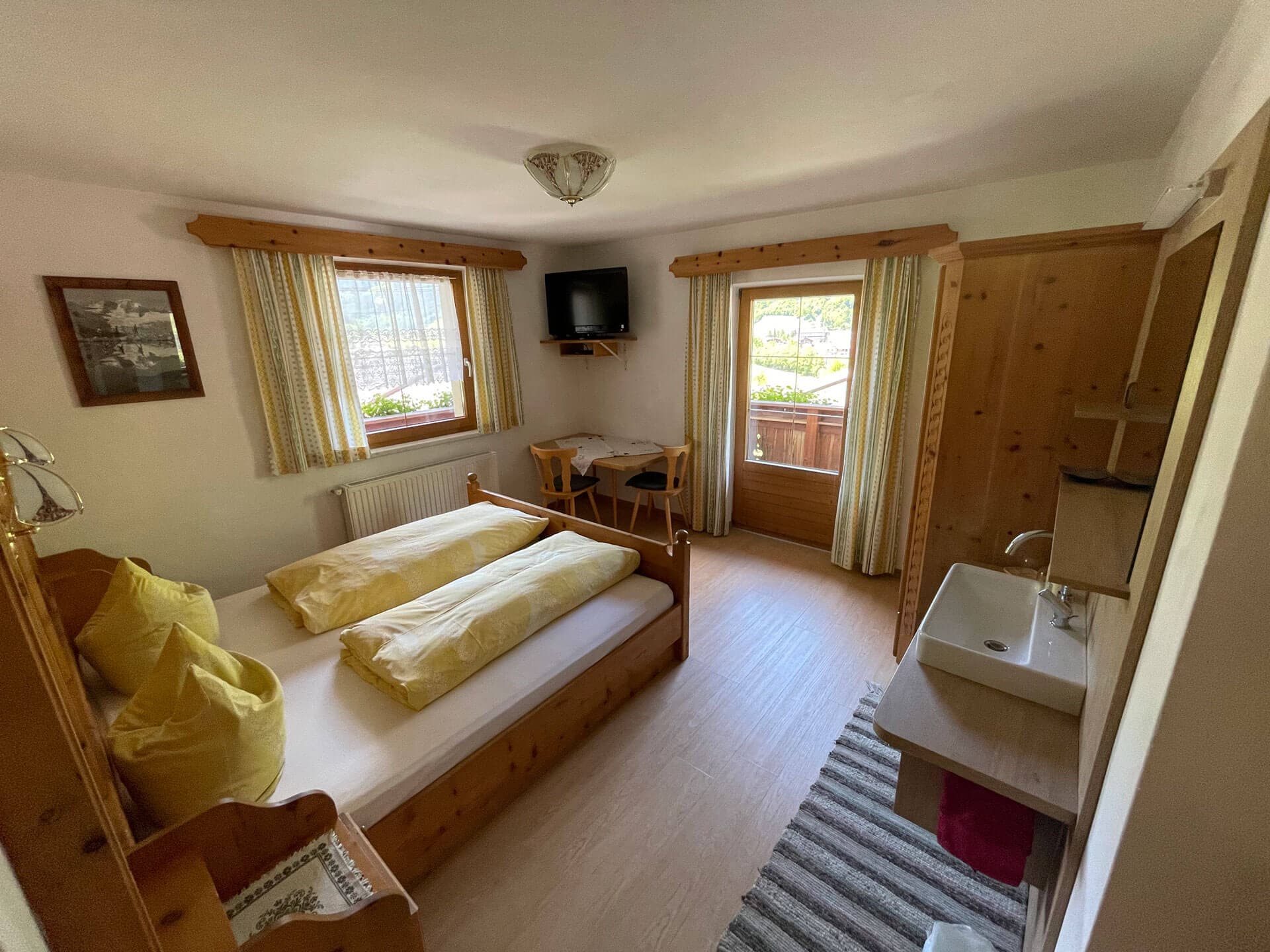 Eine Innenaufnahme eines Zimmers der Ferienwohnung